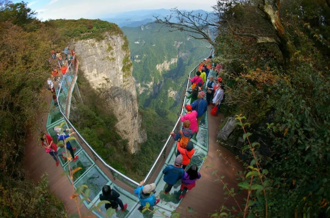 14-Day China Panoramic Tour: Ancient Capitals, Natural Wonders & Modern Cities