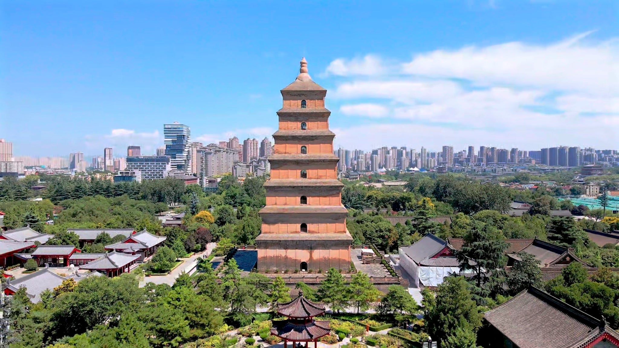 14-Day China Panoramic Tour: Ancient Capitals, Natural Wonders & Modern Cities