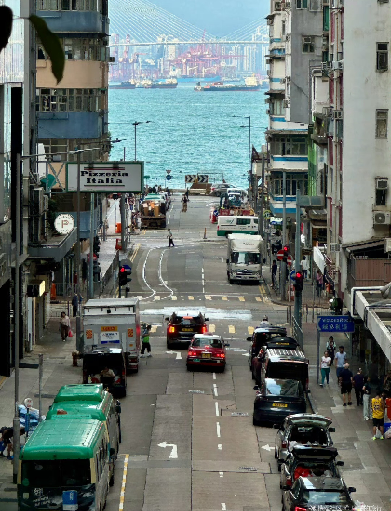 Hong Kong-Hangzhou-Huangshan 9-Day Tour: Urban Charm, Lakes & Mountain Wonders