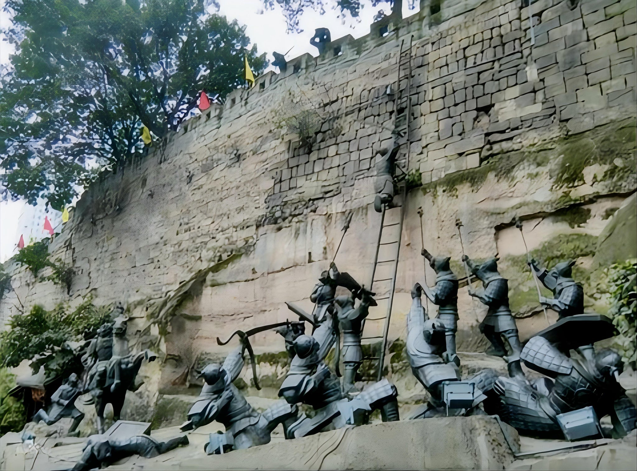 Hechuan One-Day Tour: Laitan Ancient Town & Diaoyu Fortress Adventure