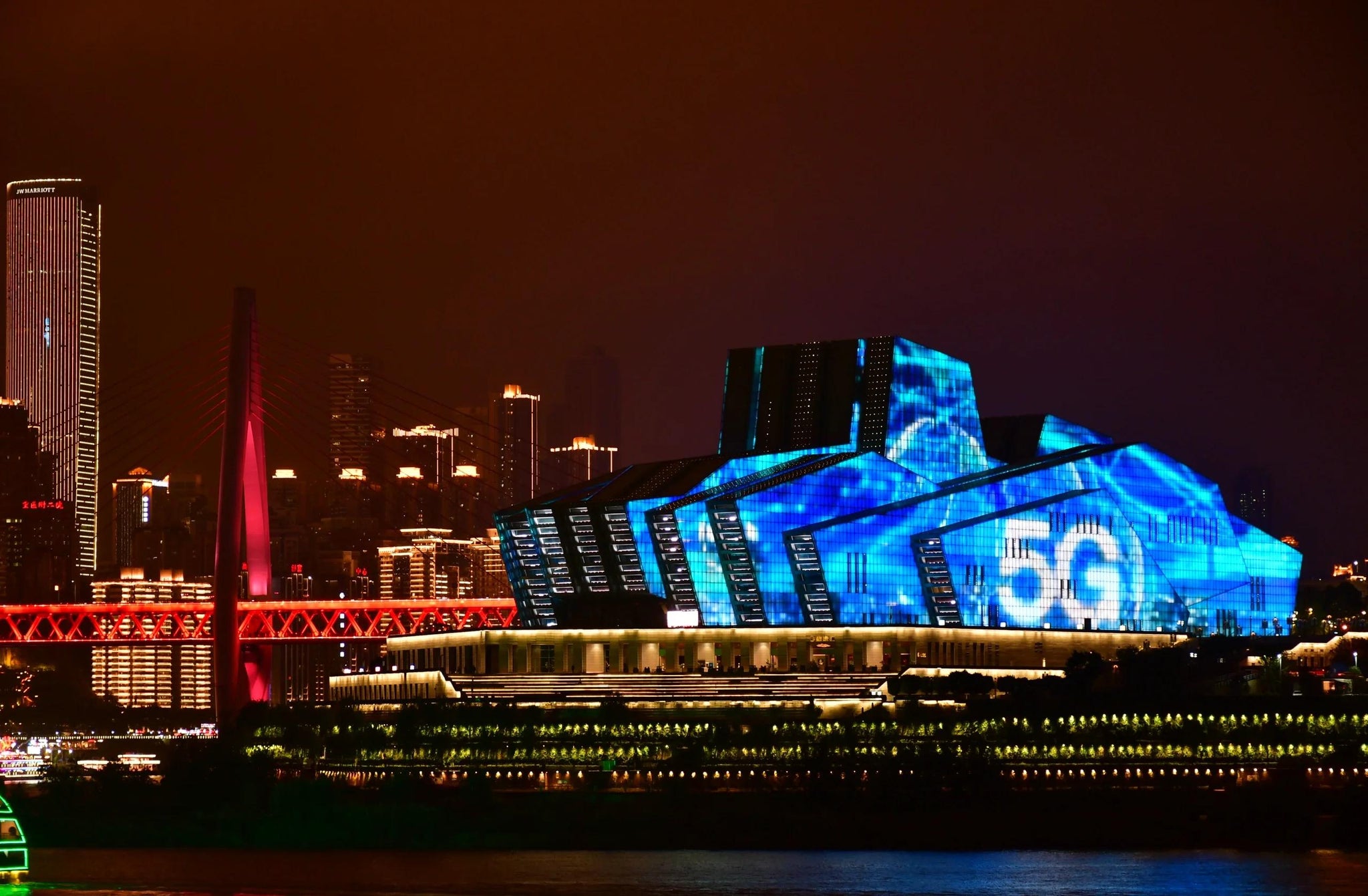 Chongqing 5-Day Tour: 8D Magic City & Internet-Famous Spots