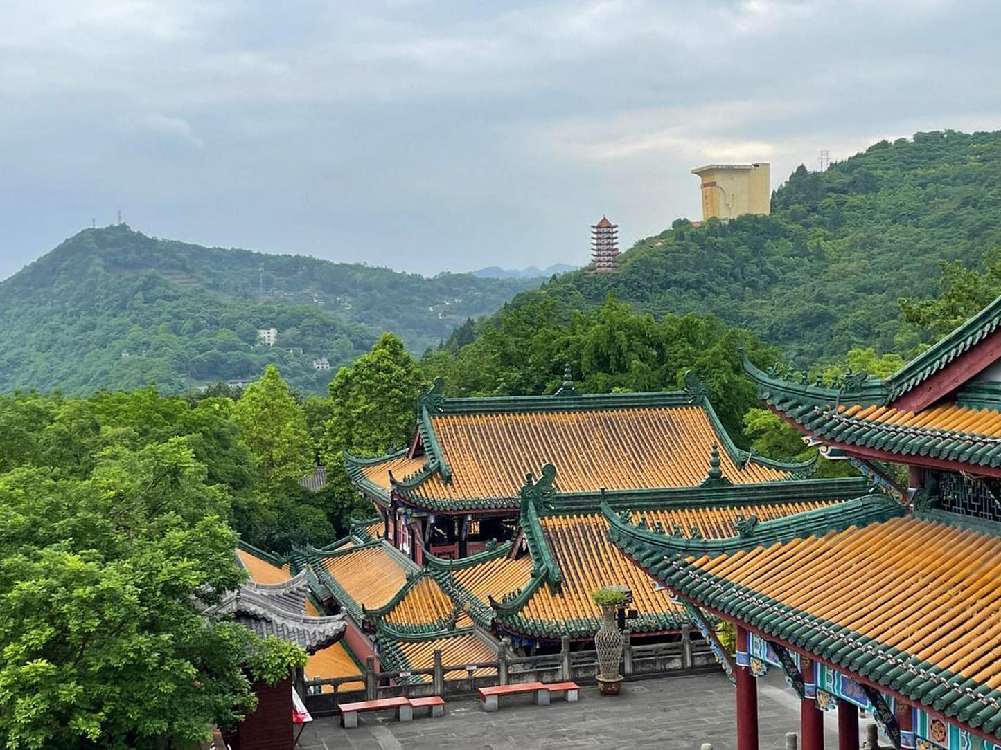 Chongqing 5-Day Private Tour: Natural Wonders, Cultural Heritage & Panda Encounter