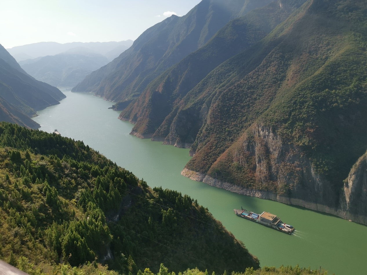 14-Day China Panoramic Tour: Ancient Capitals, Natural Wonders & Modern Cities