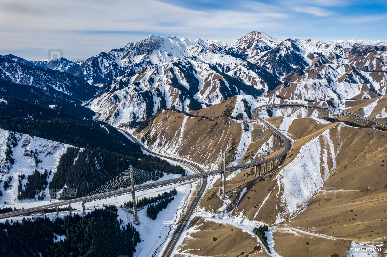 Xinjiang Yili Small Loop 7-Day Tour: Winter Magic of Lakes, Forests & Grasslands