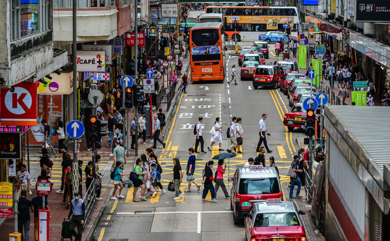 Hong Kong-Hangzhou-Huangshan 9-Day Tour: Urban Charm, Lakes & Mountain Wonders