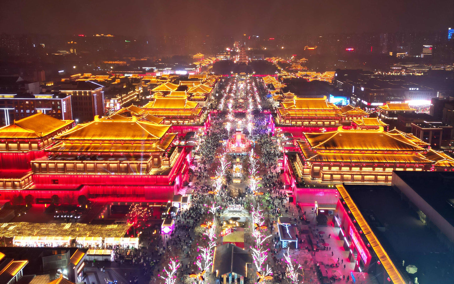 14-Day China Panoramic Tour: Ancient Capitals, Natural Wonders & Modern Cities