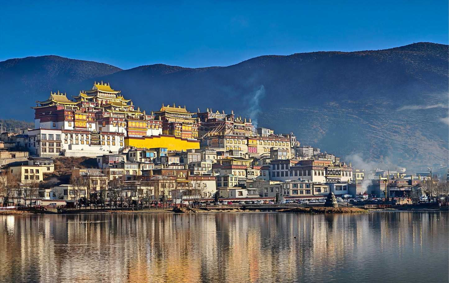 Yunnan 11-Day Panorama Tour: Snow Mountains, Ancient Towns & Rainforests