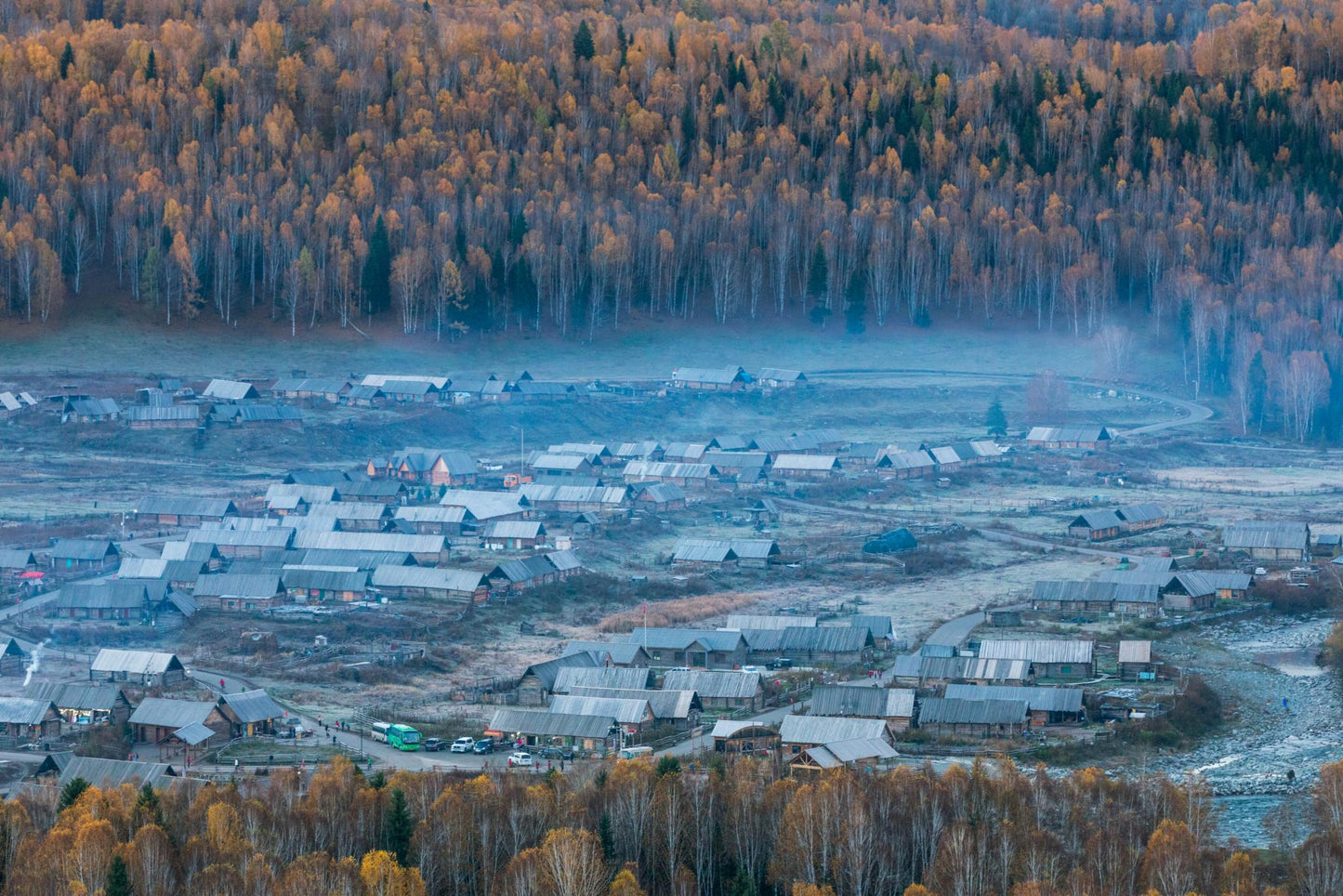 Xinjiang Northern Grand Loop 10-Day Winter Tour