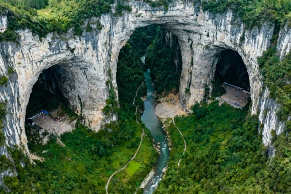 Chongqing 5-Day Private Tour: Natural Wonders, Cultural Heritage & Panda Encounter