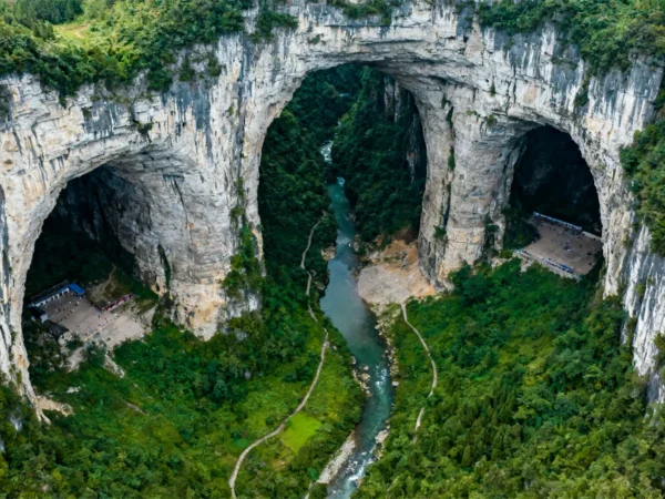 Chongqing 5-Day Private Tour: Natural Wonders, Cultural Heritage & Panda Encounter